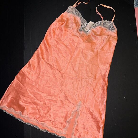 Victoria's Secret M slip BABYDOLL ORANGE GOLD lace sequined DREAM ANGELS RARE!!! - Picture 1 of 4